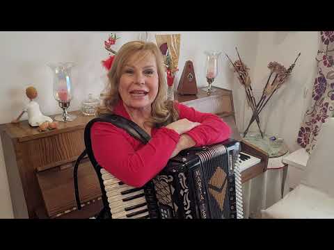 MARÍA JESÚS Y SU ACORDEÓN - Benidorm te espera