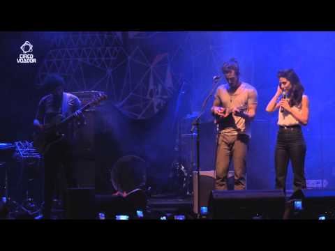 TIAGO IORC E MARJORIE ESTIANO :: Festival Faro MPB no Circo Voador :: 02/10/2014