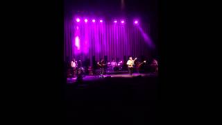 Phillip Phillips- Sioux Falls- Tell Me A Story