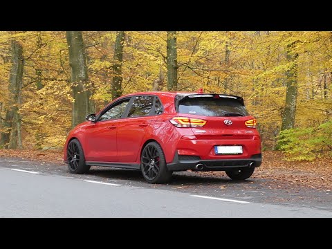 Hyundai I30N Performance autumn driving