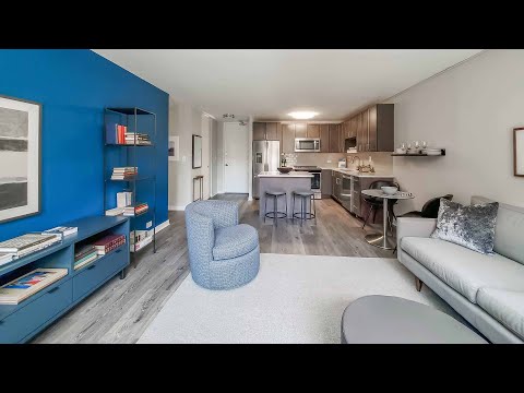 An updated 2-bedroom model #2B steps from the Lakeview East Mariano’s An updated 2-bedroom model #2B steps from the Lakeview East Mariano’s