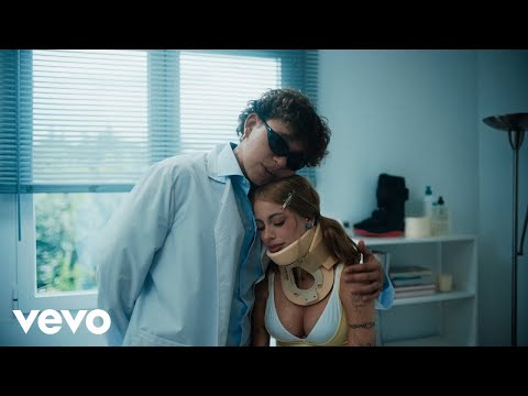 TINI, Beéle - Universidad (Official Video)