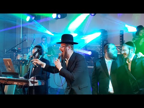 Avrum Mordche Schwartz • Levy Falkowitz • Shira Choir • Avrumi Berko Production | א ערליכע ברכה