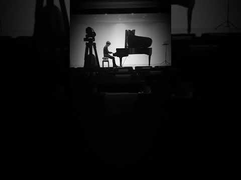 Ezio Bosso sonata n°1 in G minor for solo piano "12 Th room" - Kevin Faidiga