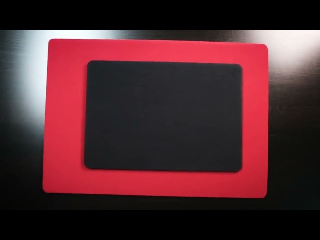 Vídeo relacionado con Professional Close Up Pad with Printed Aces (Green) - 58 cm x 40 cm - Close-Up Pad - Trucos Magia y la Magia - Magic Tricks and Props