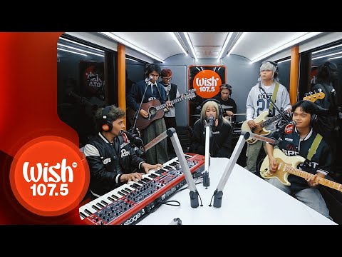 The Juans and Janine Berdin perform "Ano Ba Talaga Tayo?" LIVE on Wish 107.5 Bus