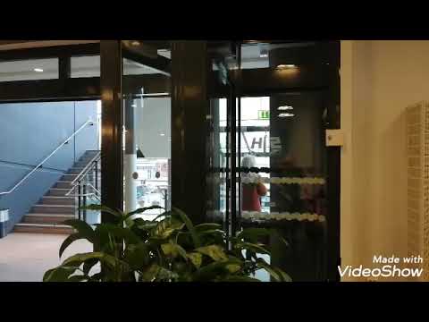 Прибыли в Стокгольм! Ждём экскурсию. Все прекрасно!