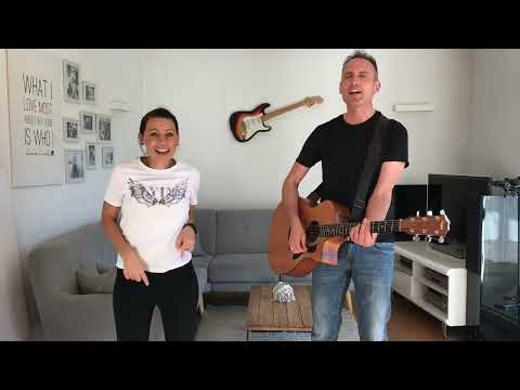 Mike Müllerbauer - Hallo, ciao ciao, guten Tag, moin, moin - Bewegungen - ganzer Song