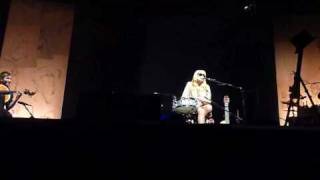 Melody Gardot &quot;Somewhere Over The Rainbow&quot; @ Olympia (Paris)
