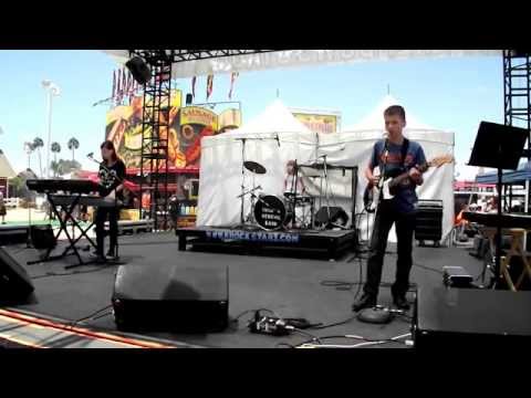 CMB live in Costa Mesa - Du Riechst (R+)