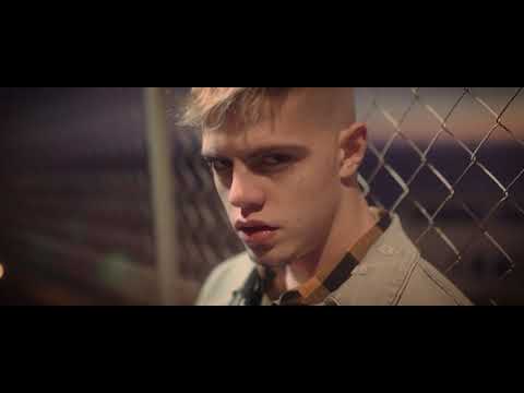 Paris Boy - Cerca de aquí 🌇  (videoclip oficial - Puigfilms)