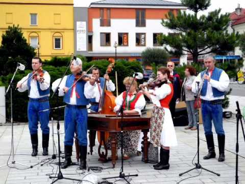 CM Jaroslava Pavlíka - Poďme chlapci, Zlámalský půlnoční,Zahrajte mně,Přišli hájníci