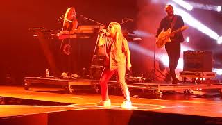 Hayley Kiyoko  - He&#39;ll Never Love You (HNLY) (Live at T-Mobile Arena Las Vegas 08/18/18)
