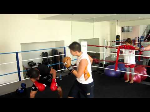 Platform-3 Dubai Marina Sparring Session 1- Adam vs Najmeddin Scorpion 2