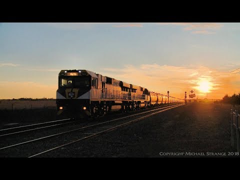 QUBE Grain Train with CM Class Diesel Locomotives - PoathTV Australian Railways