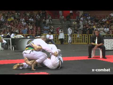 MUNDIAL ROCKSTRIKE 2012 - Rodolfo Vieira x Luiz Roberto Pereira by X-COMBAT