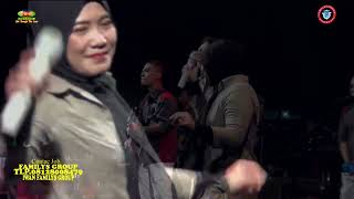 Download lagu Ikan Dalam Kolam By iin Anggreani Feat Amoy Karamoy Edisi Hut Bale Comunity mp3 Download lagu Ikan Dalam Kolam By iin Anggreani Feat Amoy Karamoy Edisi Hut Bale Comunity mp3