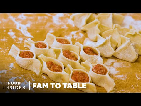 在洛杉磯，一萬個肉餡蒙蒂是如何手工製作的？ (How 10,000 Meat-Filled Monti Are Handmade In LA | Fam To Table)