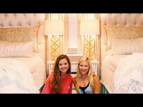 download lagu mp3 mp4 Southern Dorm Rooms, download lagu Southern Dorm Rooms gratis, unduh video klip Southern Dorm Rooms