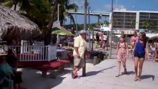 preview picture of video 'Florida Keys Houseboat Rentals-Featuring Sunrise'