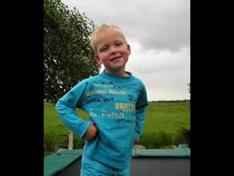 atep ft. elephantman - put em up