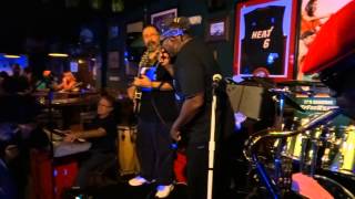 Agave Blue featuring Walker Wright @ Scully's Tavern - 9-3-2015 - Mrs Jones (Cover)