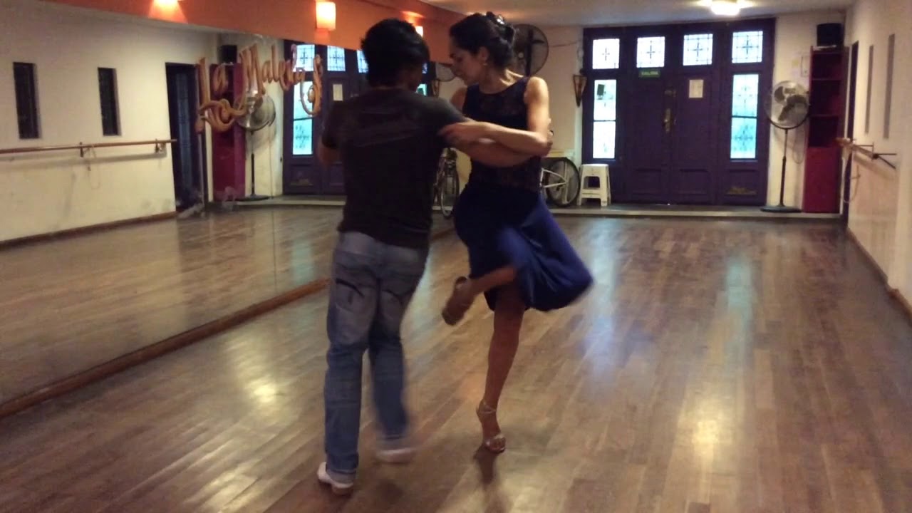 Gaston Torelli & Mariana Dragone improvising @ La Maleva in November 2017