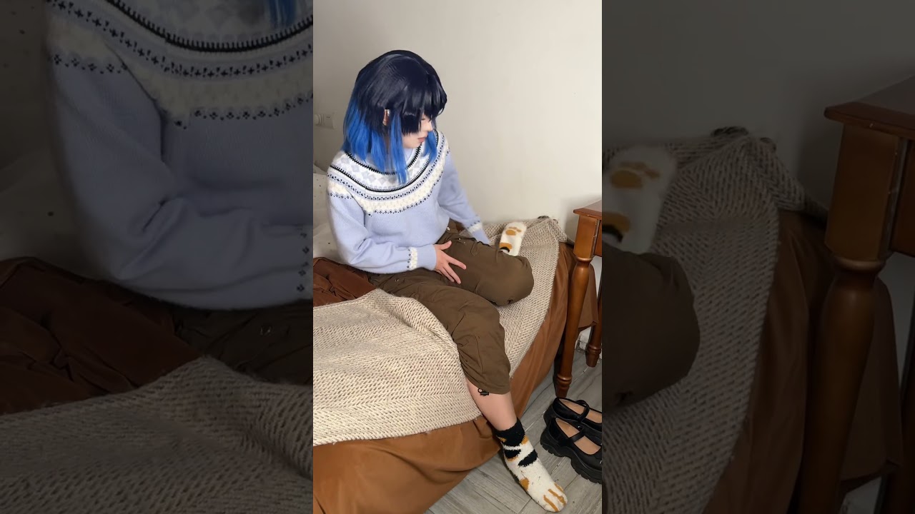 pov: When you go to bed at four but have to get up at six. 😹