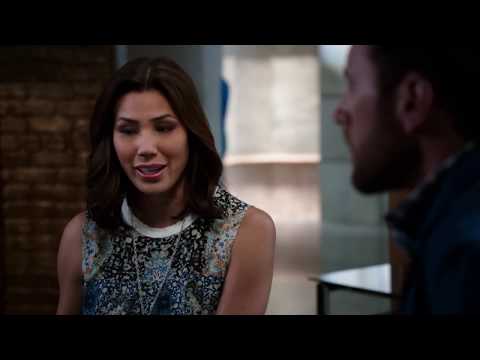 Bones - Angela y Hodgins (10x19)