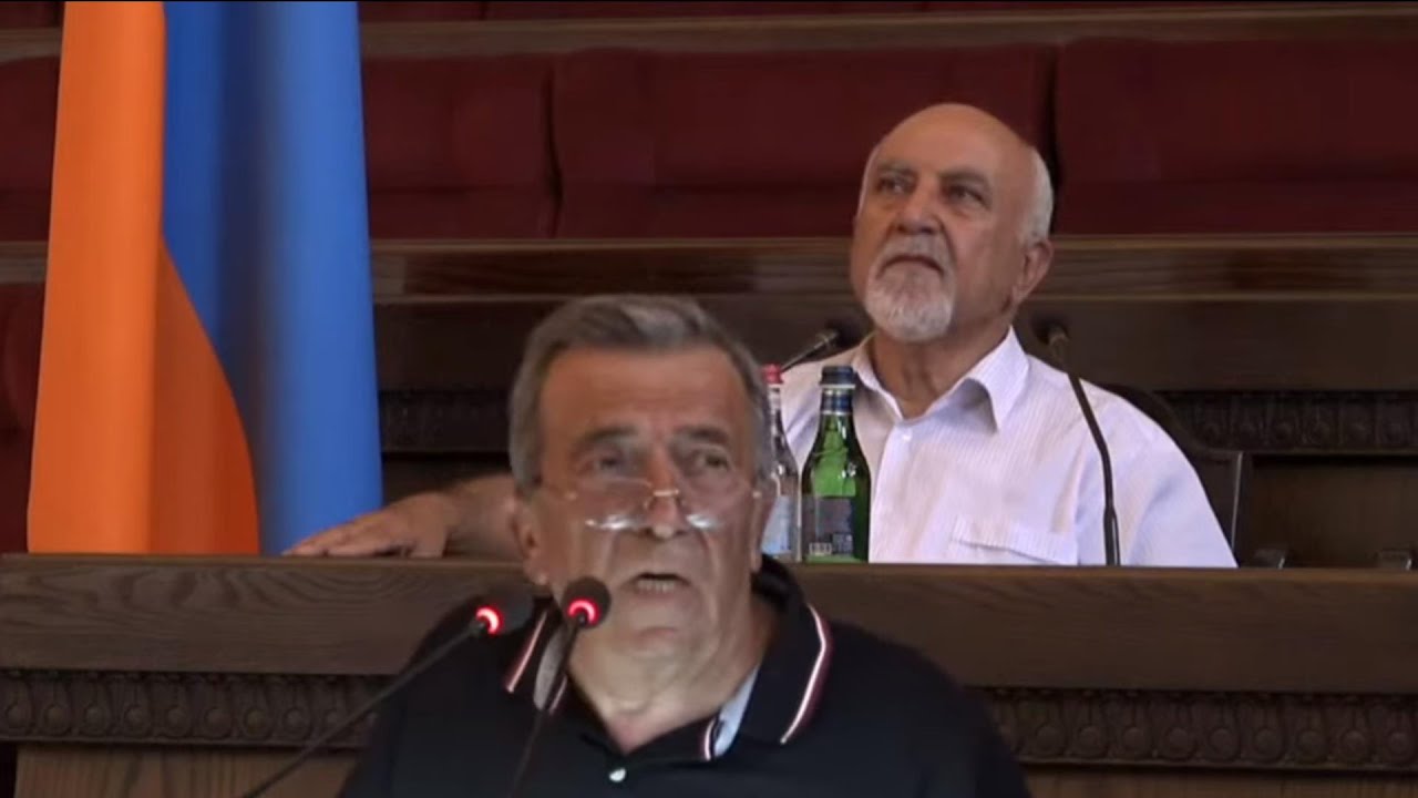 #Ուղիղ. Անկախության հռչակագրի 34-րդ տարեդարձն է. ԳԽ պատգամավորների հավաքը