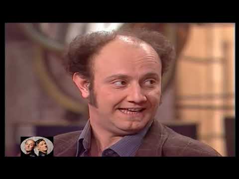 Ale e Franz - panchina ''...ha visto, sono arrivato puntuale...!''