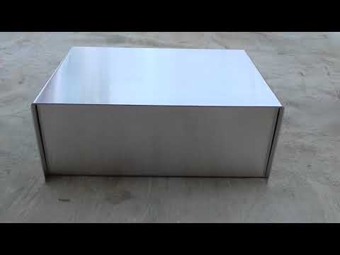 Preamplificatore mini D-Box costruzione contenitori alluminio