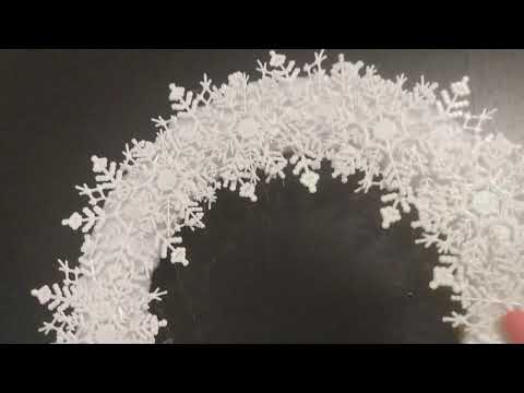 HOW TO MAKE A SNOWFLAKE WREATH | WREATHS GALORE COLLABORATION