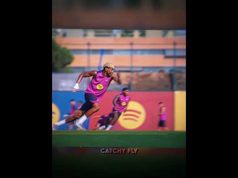 Lamine is too fast 🥶🔥 || #lamineyamal #barcelona #rashford #footballshorts #running #fypage #fyp