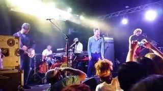 Kaiser Chiefs live: The Factory Gates - Every Day I Love You Less And Less