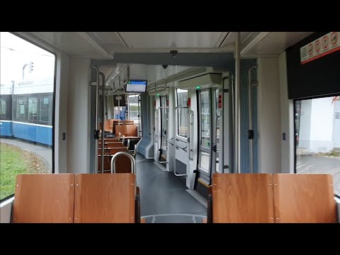 Wagenrundgang im VBZ Flexity Zürich