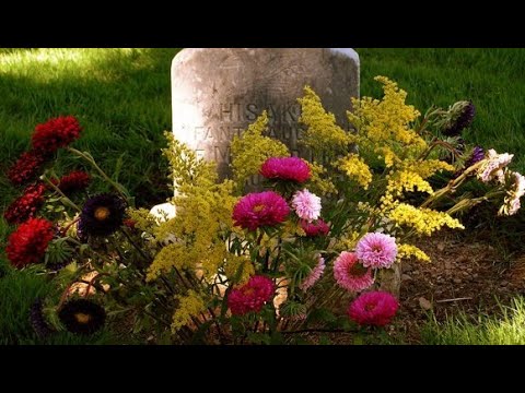 Nëse nuk mund të ndezim qerinj etj, çfarë duhet të dërgojmë te varret e të dashurve tanë?