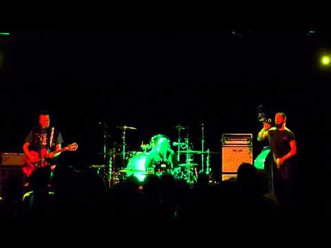 Vince Ray & The Boneshakers - Everybody Smokes In Hell  live @ Islington Academy, London