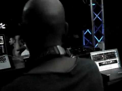 Milo@Club 999 (10 novembre 2012)