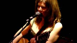 Dar Williams - THE BABYSITTERs HERE - New York City