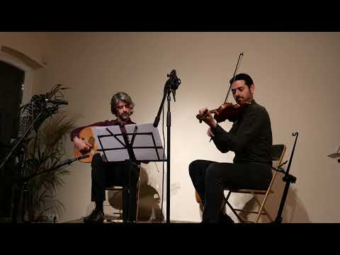 Michalis Kouloumis & Tristan Driessens : Köyde Sabah - Çeçen Kızı