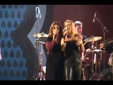 Nena Queiroga e Luiza Possi - FIG 2011. Rainha do Frevo