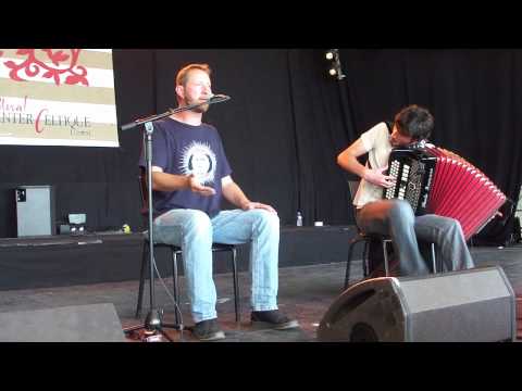 LANDAT/MOISSON - Festival interceltique de Lorient 2010 - Kas a-barh