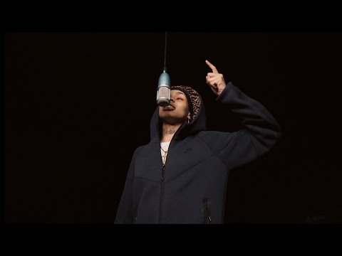 Emzo Balla - The GodMother (ShiftMp4 Mic Performance )