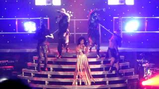 Alexandra Burke - Nothing But the Girl (Live)