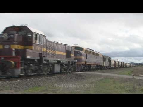 Ballast train at Breadalbane : Australian Railways
