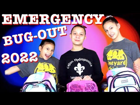 BEST BUG OUT BAG 2022 / 10 ESSENTIAL SURVIVAL KITS FOR 72 HOURS PREPPING + EMERGENCY SURVIVAL GEAR