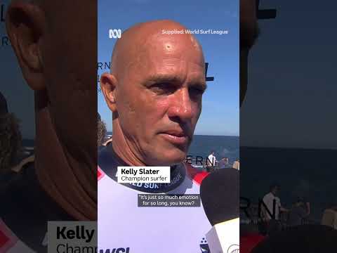 11 time world champion Kelly Slater gifts his surfboard to young fan ABC Australia