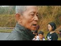 Mbah Maryono Kakung Main Dan Meriview Waduk Mini Kleco Bersama Istri Dan Cucu Cucunya Kulonprogo