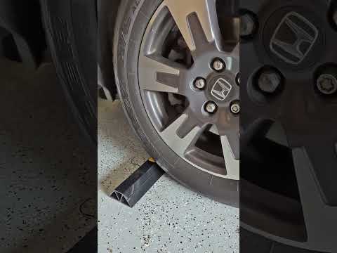 Parking Aid ROBLOCK Tire Stopper for Tight Garage Parking